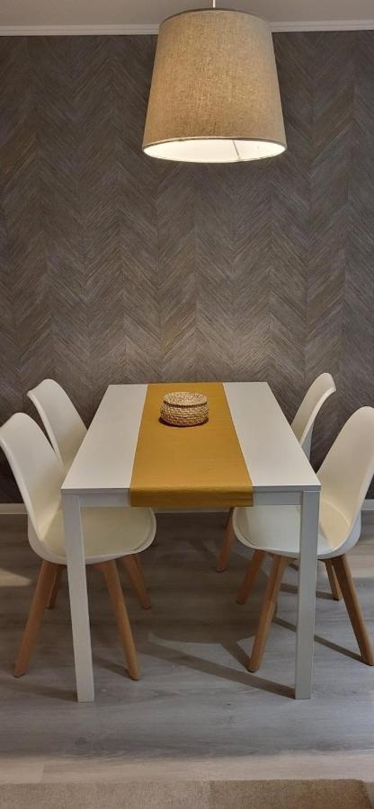 Cotroceni Accommodations Upstairs ブカレスト エクステリア 写真