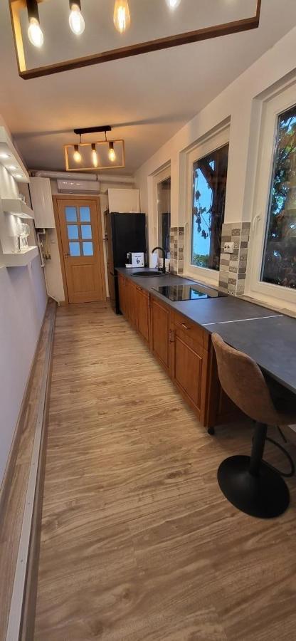Cotroceni Accommodations Upstairs ブカレスト エクステリア 写真